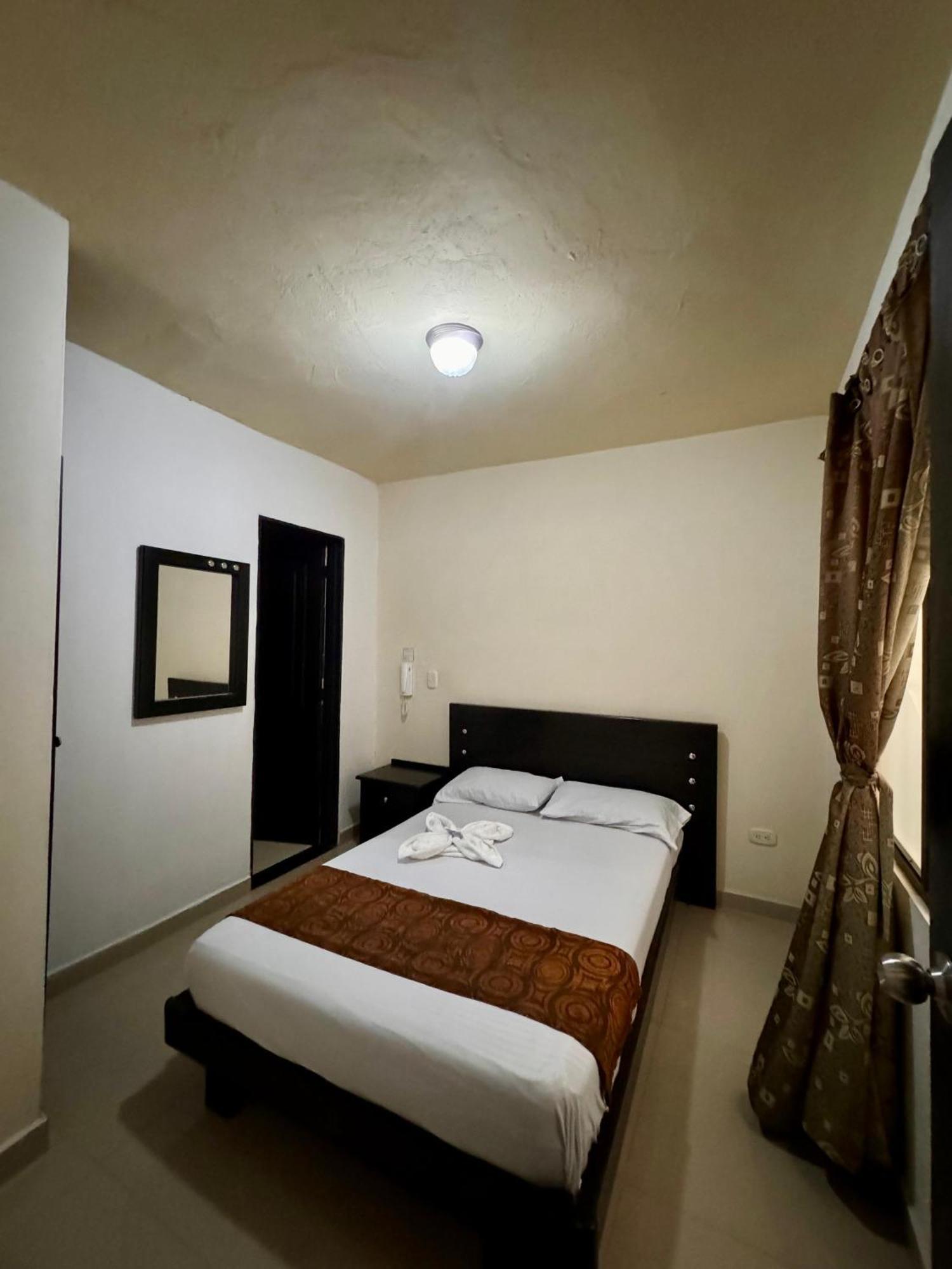 מרינייה Hotel Portal Dorado מראה חיצוני תמונה